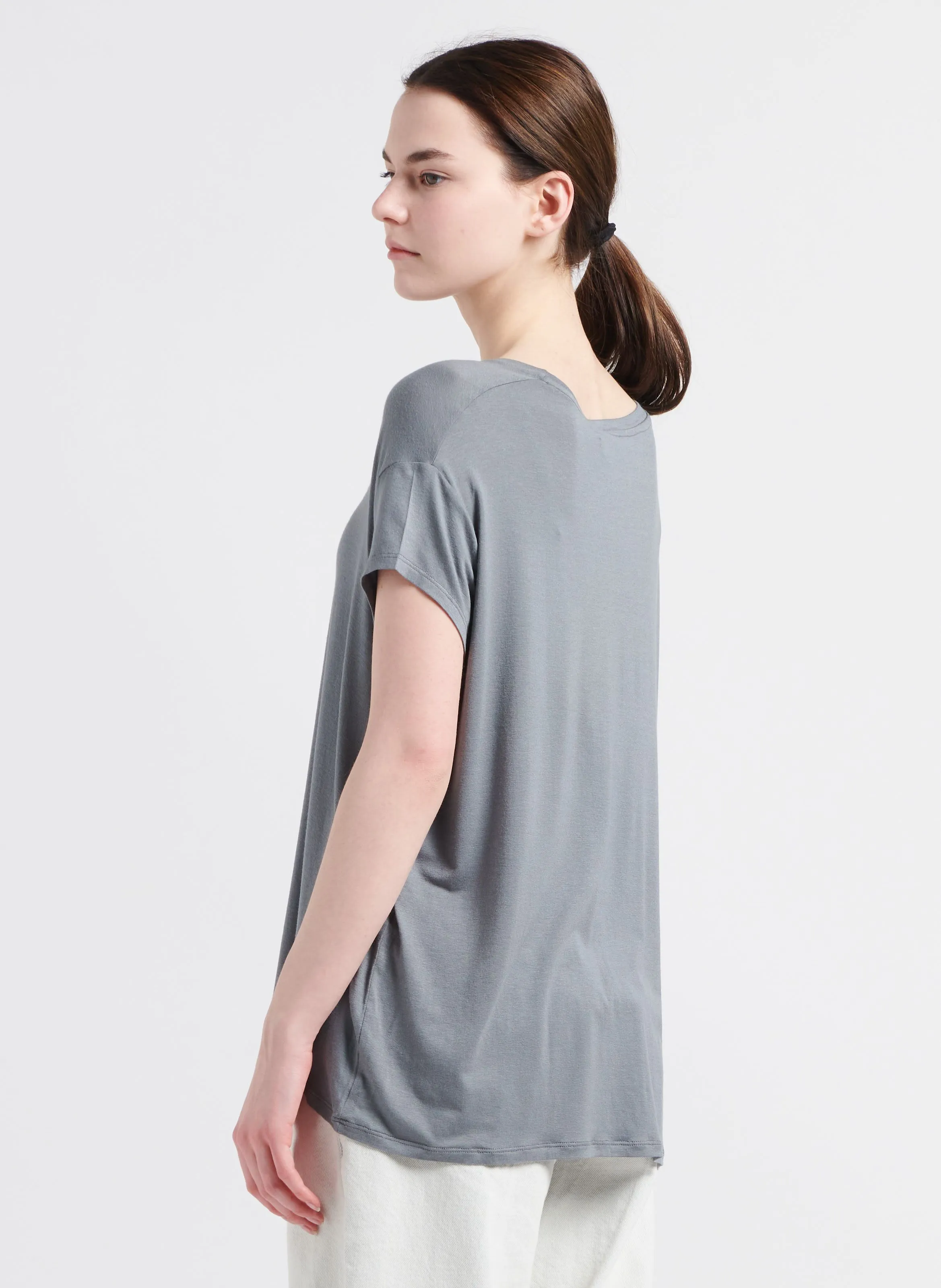 MARGAUX LONNBERG MARLOW - Camiseta con cuello redondo en gris